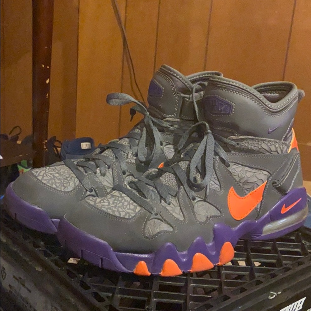 Nike Air Force Air 2 Strong. Worn by C. Barkley